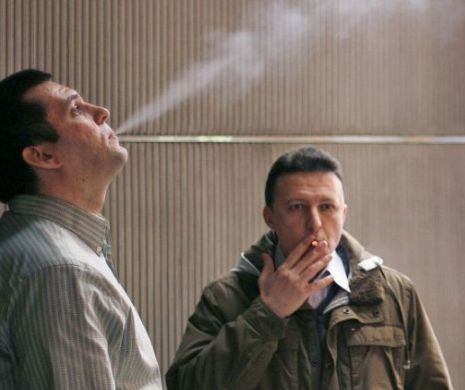 Precizări IMPORTANTE privind LEGEA ANTI-FUMAT. IGSU: Nu sunați la 112! Vezi cine AMENDEAZĂ pe cei care FUMEAZĂ ILEGAL