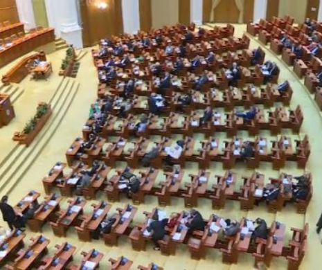 Program de munca de 10 ore pe zi si weekend de trei zile pentru romani. Cine a venit cu ideea