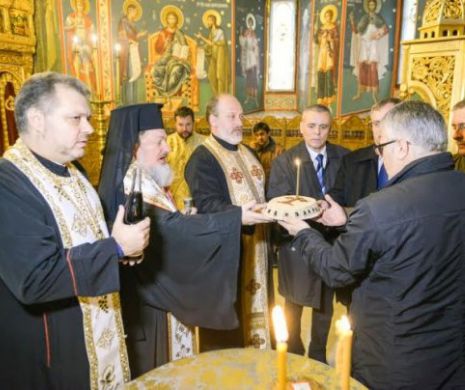 Românii din sudul Dunării, ucişi la începutul secolului trecut, comemoraţi la Biserica Sfântul Gheorghe Nou de la Kilometrul Zero al României. Preotul martir mecedo-român Haralambie Balamace a fost jupuit de viu