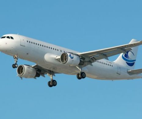 S-a certat cu SOȚIA și a RĂBUFNIT. Un pilot era gata să PRĂBUȘEASCĂ un avion cu 200 de pasageri la bord după o ceartă CONJUGALĂ