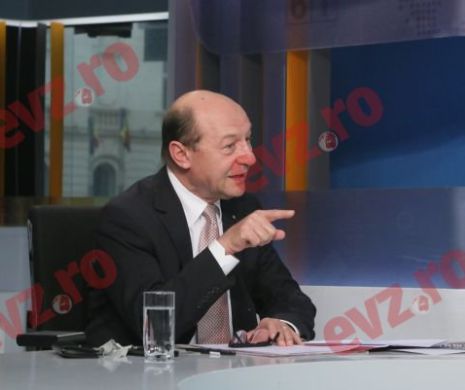 Traian Băsescu DEZVĂLUIE adevărata MIZĂ din spatele denunţului potrivit căruia ar l-ar f scăpat pe Crin Antonescu de un DOSAR penal