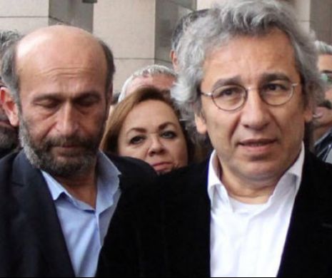 TURCIA. Începe procesul jurnaliștilor acuzați de divulgarea unor SECRETE DE STAT. Cei doi riscă ÎNCHISOAREA PE VIAȚĂ