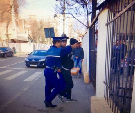 Unul dintre evadații din arestul secției 19 din Capitală a fost prins