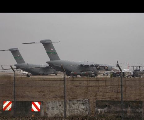 Aterizare de urgență la Mihail Kogălniceanu. Fum la bordul unui avion militar