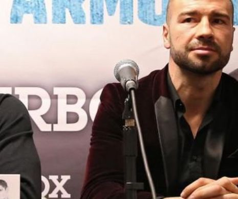 Coafura "nebuna" cu care Lucian Bute a aparut la conferinta de presa, alaturi de Mayweather :)) SUPER FOTO
