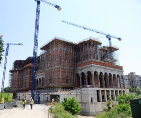 Demontarea unei manipulări grosolane. Doar 39,7% din lăcașurile de cult construite după '89 aparțin BOR