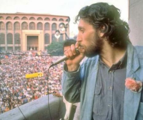 GARDIANUL, IUNIE 2005: Dosarul lui Munteanu, contrafăcut de SRI