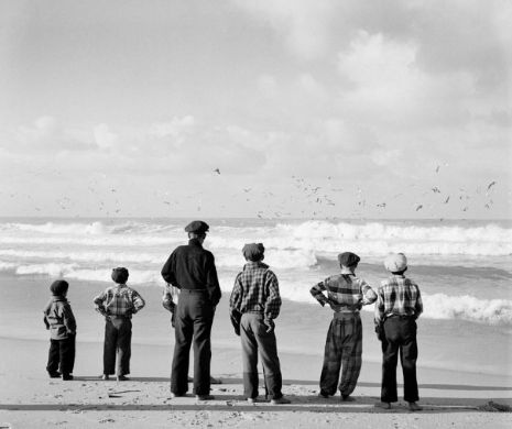 Imaginile care demonstrează că americanii au venit, totuşi, în anii 1950. FOTOGRAFIILE care vor cutremura orice privitor