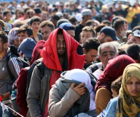 Serviciile secrete din Germania RECUNOSC că S-AU ÎNŞELAT în privinţa strategiei ISIS: "Şi-a INFILTRAT oamenii printre REFUGIAŢI"