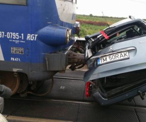 INCREDIBIL. Nu și-a pus CENTURA când s-a urcat la volan, iar asta i-a salvat viața