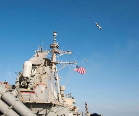 Manevre periculoase şi agresive efectuate de avioane militare ruseşti împotriva unui distrugător american. IMAGINI noi