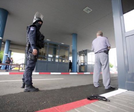 Mega DESCINDERI la Moravița. Zeci de vameși, polițiști de frontieră CORUPȚI și contrabandiști au fost săltații de DGA. Acum câțiva ani, la o operațiune similară, i-au dus la audieri cu elicopterul