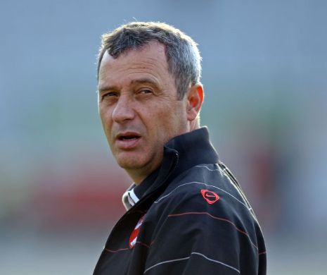 MIrcea Rednic, DEVASTAT după decesul lui Ekeng. "Eu sunt în continuare în stare de șoc. Nu îmi vine să cred ce s-a întâmplat". Dinamoviştii vor retrage tricoul cu numărul 14