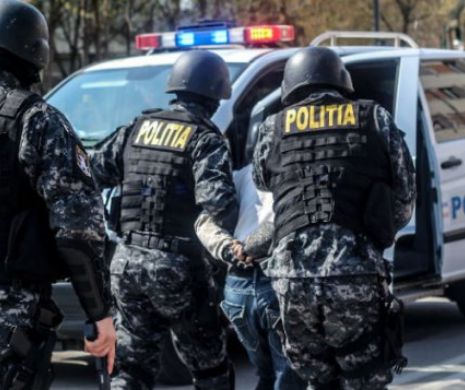 Percheziţii în Bucureşti şi în alte şase judeţe într-un dosar de evaziune şi spălare de bani