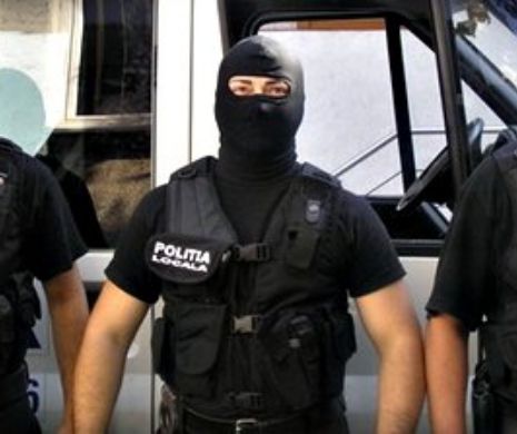 PERCHEZIŢII la domiciliu în Bucureşti şi patru judeţe! PREJUDICIUL din dosar este unul ENORM