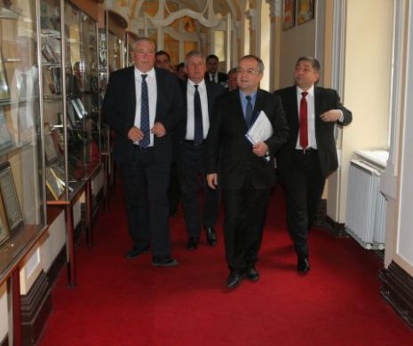 PNL Cluj adună, în SECRET, o imensă bază de date cu clujenii care vor fi ”mobilizați” pentru susținerea lui Emil Boc