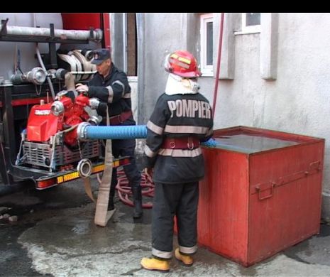 SITUAŢIE INCREDIBILĂ în gospodăriile din România. POMPIERII AU REACŢIONAT prompt. Autorităţile ÎN ALERTĂ