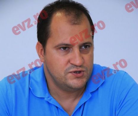 ULUITOR! Ce se întâmplă cu Șerban HUIDU? Cine s-a uitat la Cronică a văzut transformarea lui INCREDIBILĂ! Toate gurile CÂRCOTAȘE vor discuta acum despre ASTA!