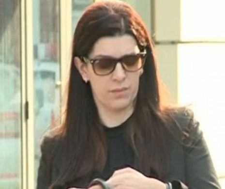 Atitudine aberantă din partea Uliana Ochinciuc. Partenera răposatului Dan Condrea merge pe la Poliţie şi se zborşeşte la jurnalişti: Cine sunteți să mă apăr în fața dumneavoastră!?