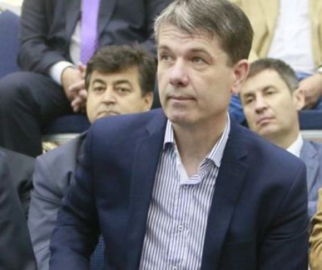 Blat PNL-Scripcaru la Braşov. Secretarul general al PNL Braşov cere braşovenilor să fie votat Scripcaru, nu candidatul liberalilor