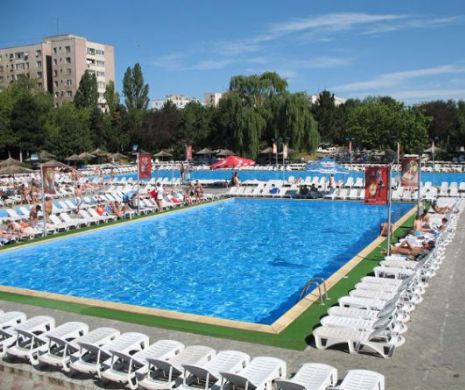 COMUNICAT Poliţia Capitalei. Tinere găsite în SUBMERSIE în incinta unui ştrand din BUCUREŞTI