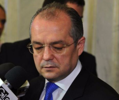 Emil BOC a făcut un împrumut de 50.000 de LEI pentru FINANȚAREA campaniei electorale