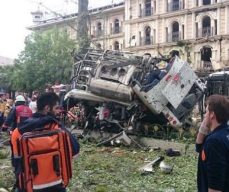 EXPLOZIE devastatoare în ISTANBUL. BOMBA a vizat un autocar al POLIŢIEI