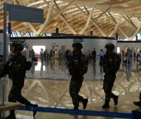 Explozie pe aeroport. Atacatorul si-a taiat gatul, camerele de supraveghere au surprins momentul