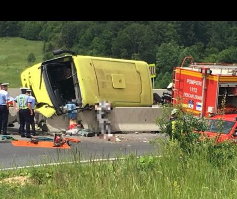 Noi informaţii despre şoferii implicaţi în cumplitul accident din Braşov ies la iveală. Unul dintre aceştia avea un obicei periculos la volan, care ar fi putut duce la teribila tragedie