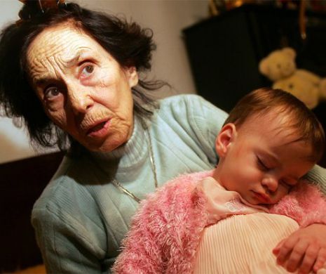 O colegă a fotografiat-o pe Eliza, iar noi avem imaginile! Cum arată la 11 ani fetiţa Adrianei Iliescu