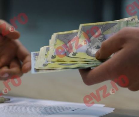 Pericol pentru cei cu credite în lei: Dobânzi mai mari cu 12% de la o zi la alta