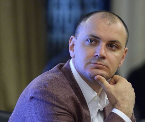 Sebastian GHIŢĂ răpunde DUR acuzaţiilor MINISTRULUI Cristian GHINEA