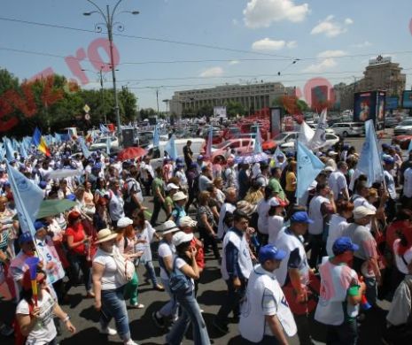 Sindicaliştii forţează Guvernul să deschidă punga