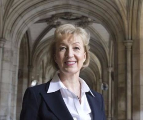 Andrea Leadsom, candidata pentru funcţia de premier a Marii Britanii, atac halucinant împotriva rivalei, Theresa May: "Probabil are nepoţi şi nepoate, dar eu am copii, care, la rândul lor vor avea copii care vor fi direct afectaţi de deciziile care se iau