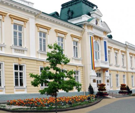 BACALAUREAT O elevă de la un liceu din Huedin a predat și fițuica la finalul probei de limba română