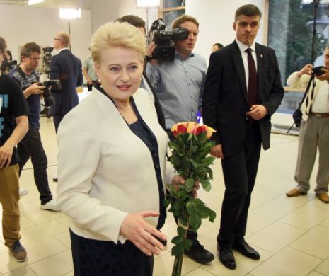 Cum au încerca spionii lui Vladimir Putin să monteze microfoane în casa și biroul președintei LITUANIEI