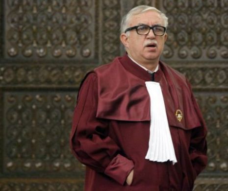 LOVITURA lui Augustin Zegrean: Trebuie oprit excesul de reglementare în domeniul PENAL. Avem peste 1.000 de INFRACŢIUNI POSIBILE