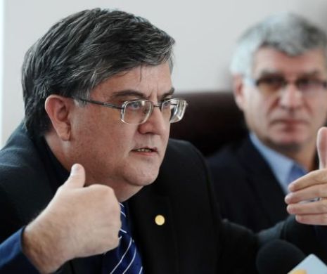 Poveștile noilor miniștri. Cum și-a ținut noul ministru al Educației o mătușă la ușă!