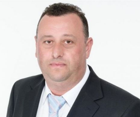 Primarul din Florești și soția lui, consilier județean, vor fi cercetaţi sub control judiciar