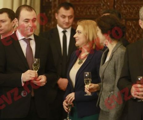 Salariile şi averile celor ce conduc România. EVZ a descoperit difereţe mari între lefurile angajaţilor de la stat