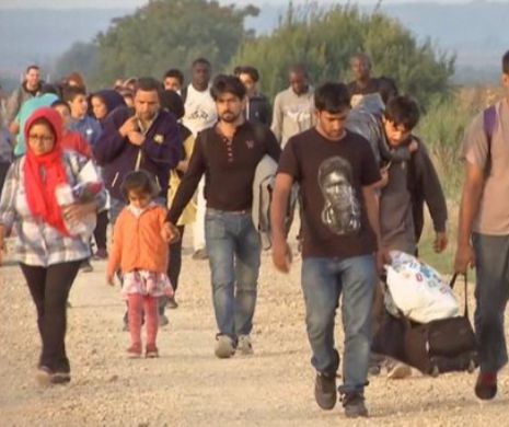 Sute de REFUGIAŢI protestează în Serbia după ce GRANIŢELE au fost ÎNCHISE