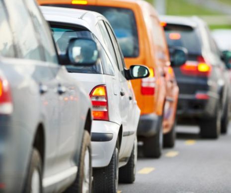 Trafic de COȘMAR pe Autostrada A1 și pe A2. Vezi aici ce probleme sunt și pe celelalte șosele ale României