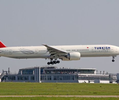 Turkish Airlines a concediat 211 angajaţi după lovitura de stat eşuată