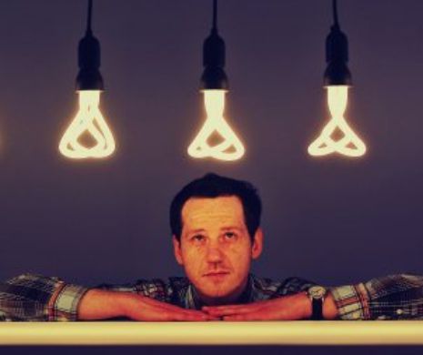 Am întrebat autorităţile cât costă kilowatt-ul plătit de populaţie. Răspunsul ANRE, la fel de complicat ca factura