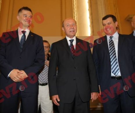 Bătălie pentru românii din străinătate. Băsescu și Tomac, candidatură în tandem în Diaspora