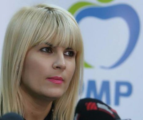 Elena Udrea, discuții despre religie, trovanți și puncte energetice, pe plaja din Mamaia | FOTO