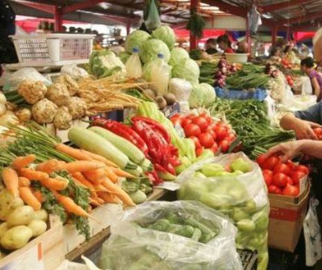 Mai ieftine la producător, mai scumpe în magazin. Cu cât s-au ieftinit produsele agricole