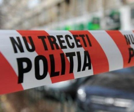 GEST EXTREM în București. Un BĂRBAT amenință că vrea să SĂ SE ARUNCE ÎN CAP de pe un bloc