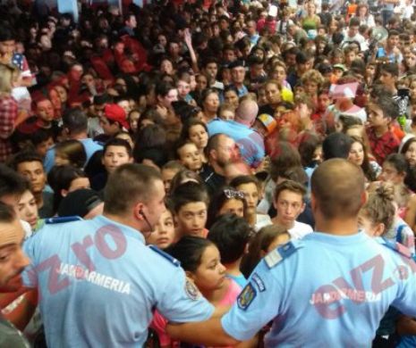 SUTE de oameni au fost EVACUAȚI de la ROMEXPO! Care a fost MOTIVUL