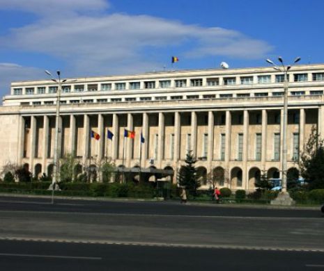 Un medic atacă Guvernul condus de Cioloș: Pîslaru, ”culmea incompetenței”. Niciun secretar de stat de la ministerul Sănătății nu este medic